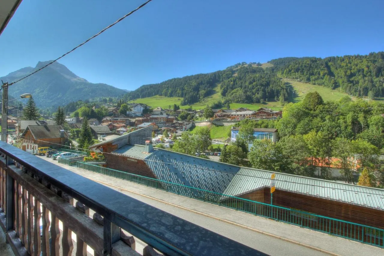 Sabaudia Appartement Deux Chambres Plein Sud Et A Proximite Du Centre Du Village Morzine France